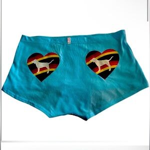 Victoria's Secret PINK NWT Rainbow Pride Rare Dog Logo Hearts Blue BoyShorts L